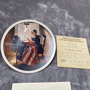 1980 Knowles Norman Rockwell Mothers Day Collector Plate "A Mother's Pride"